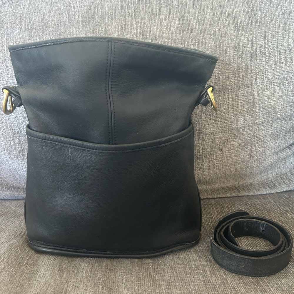 VINTAGE COACH BAG